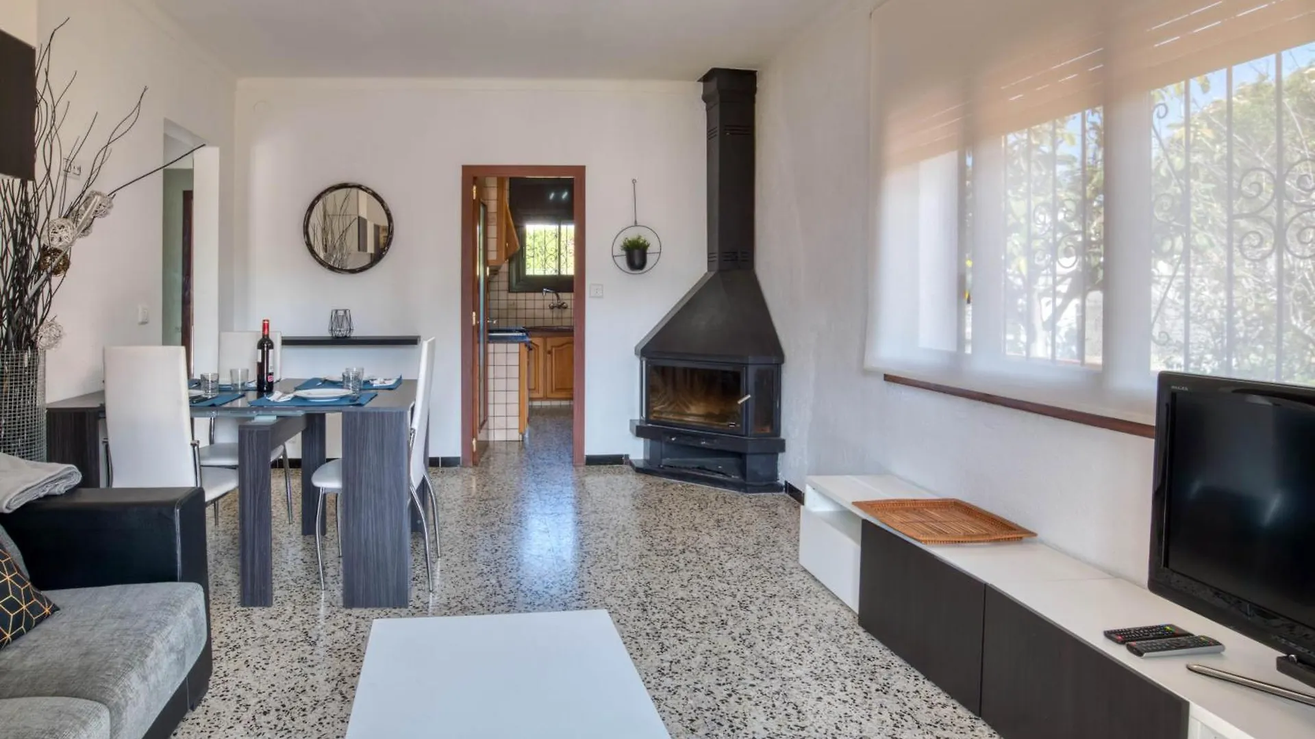 Lluisa Villa L' Escala İspanya